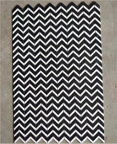 Черно-белые образцы мозаичной плитки