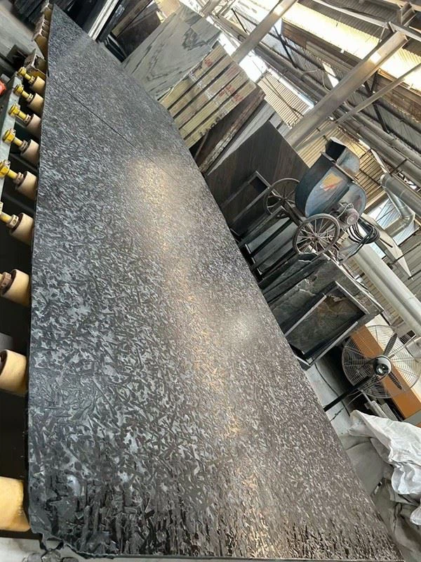 Meteorus granite slabs