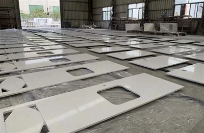 Столешница из кварца Bianco Carrara